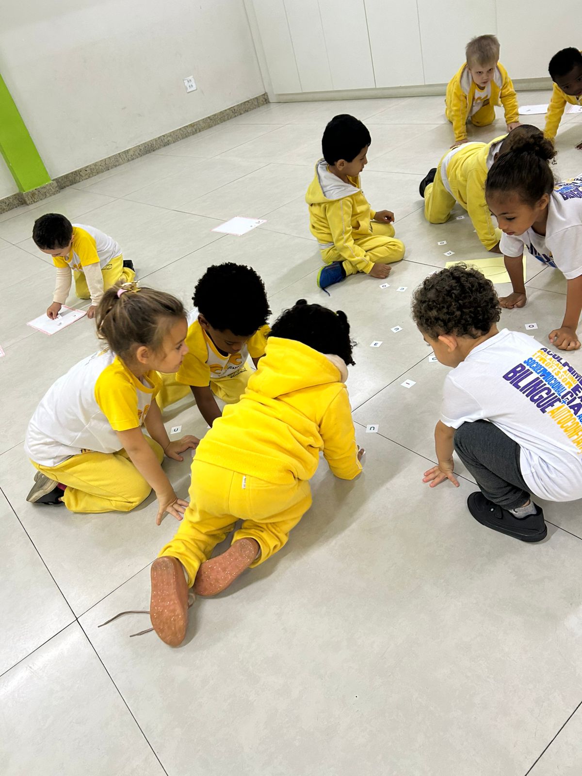 Caça às Vogais!.jfif