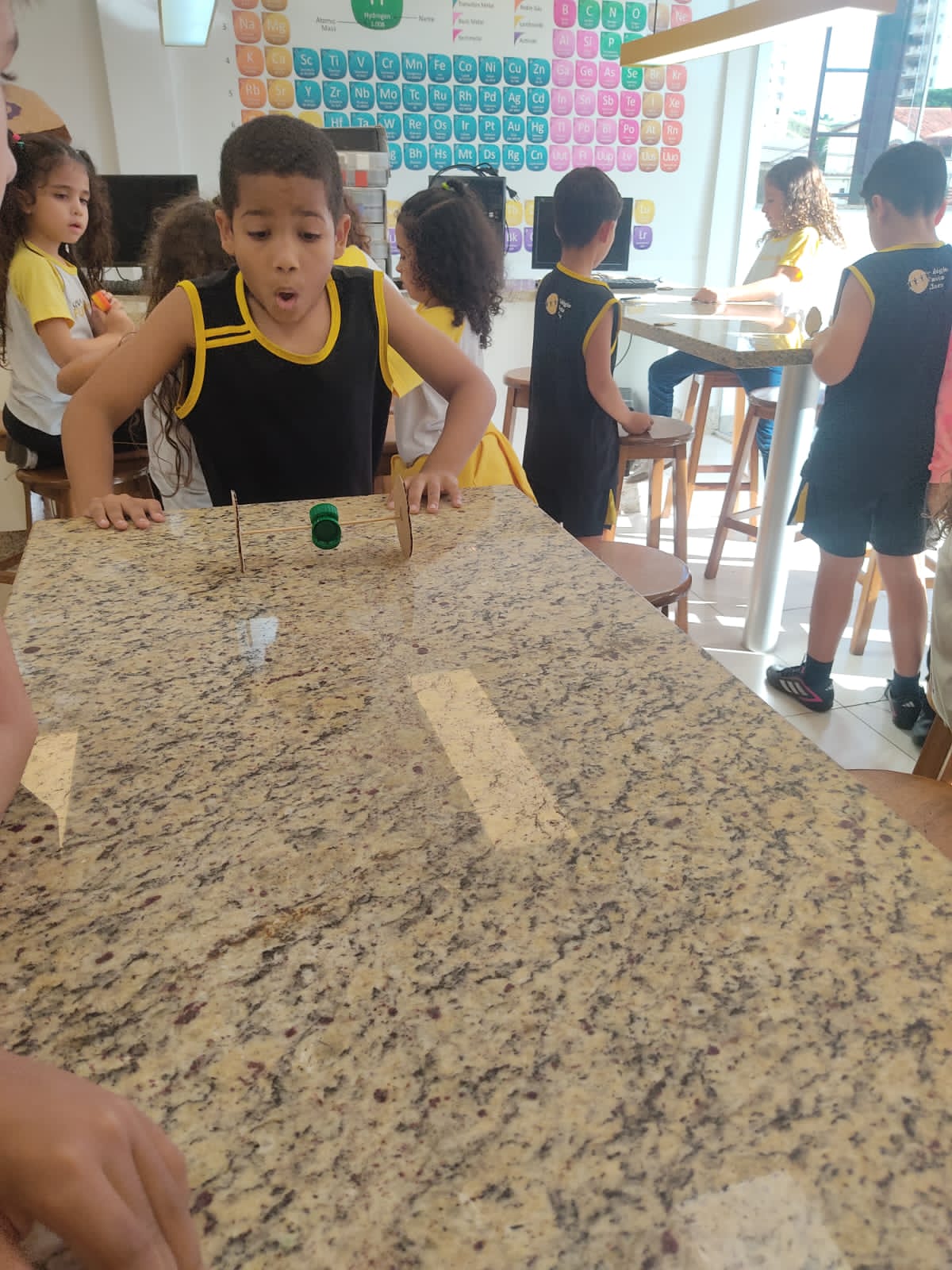 Um Dia Agitado e Cheio de Surpresas no Integral! 🚀🎈.jfif