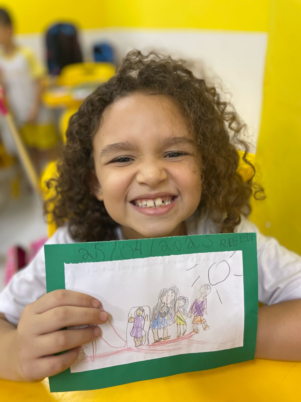 Presente com Sentimento Alunos do 1º Ano Refletem sobre Valor e Afeto.jfif