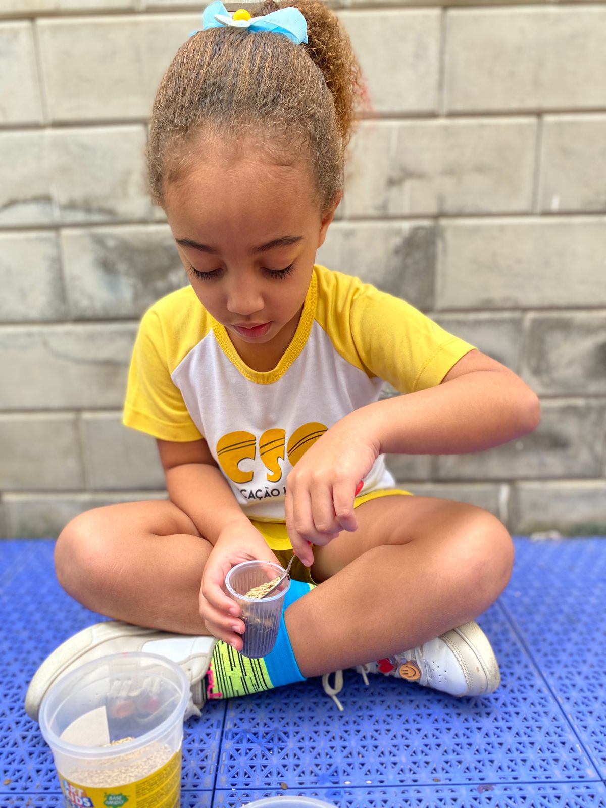 Mão na terra e coração na horta! 🌱💚.jfif