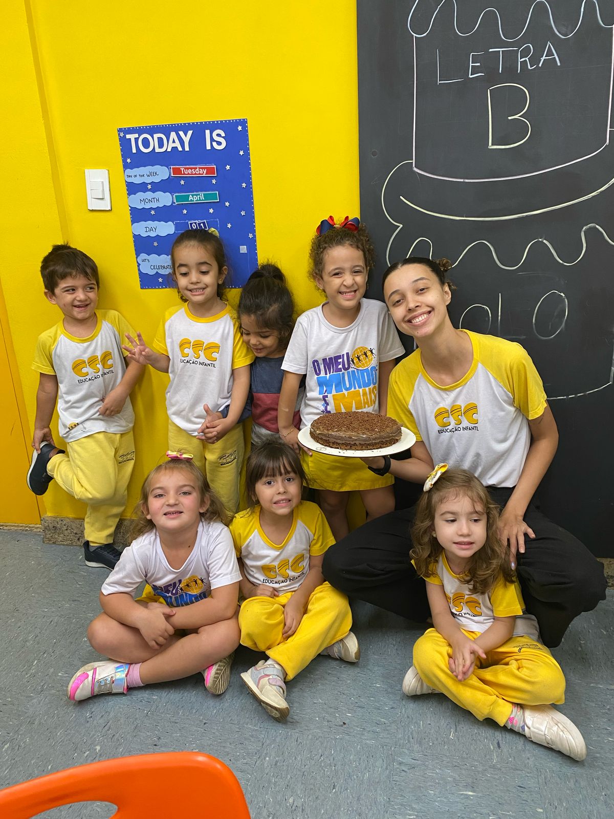 B de Bolo, Brincadeira e Muito Aprendizado no Pré I.jfif